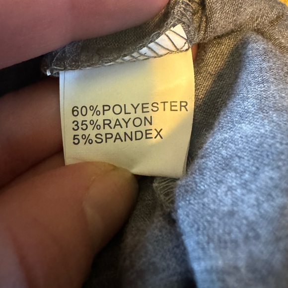 NWOT Unbranded Red Wine & Blue T Shirt Size Large - Picture 6 of 6